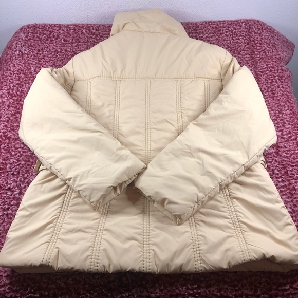 Women’s Bold Spirit Puffer Jacket - Picture 3 of 3